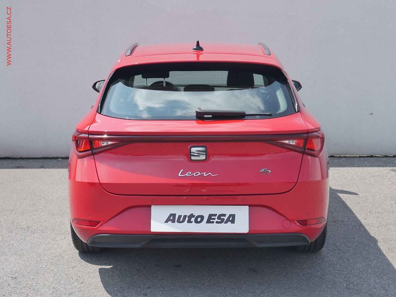 Seat Leon (2022) 1.5TSi, 1.maj,ČR - fotka 5 z 15