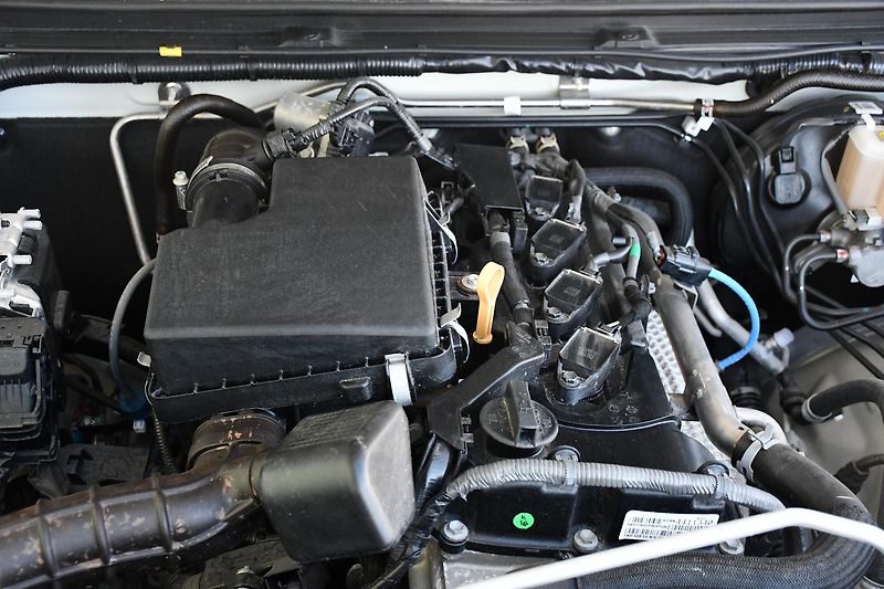 Suzuki Jimny 1,5 GLX AUTOMAT  - fotka 36 z 36