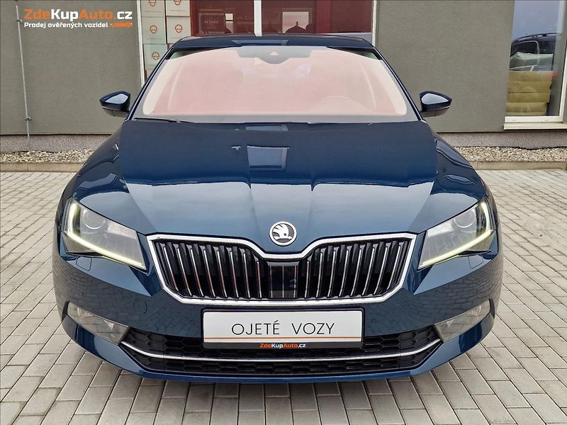Škoda Superb 2.0TDI 140kW L&K 4x4 DSG, ČR - fotka 4 z 50