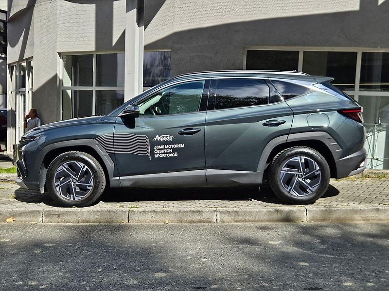 Hyundai Tucson 1,6 T-GDi 117kW, Style, DCT - fotka 2 z 33