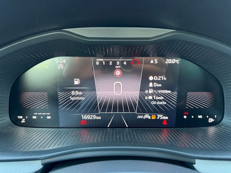 Škoda Scala (2025) 1.5 TSI 110kW Top Selection - fotka 15 z 35