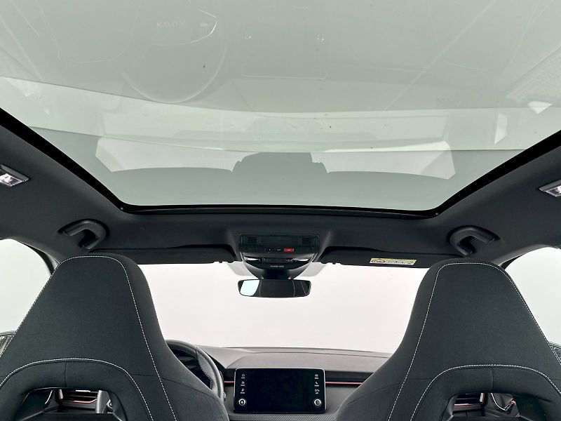 Škoda Scala (2025) DSG 1.5TSI 110kW Monte Carlo - fotka 29 z 33