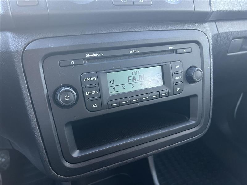 Škoda Fabia 1,6 TDi, Klima - fotka 15 z 17