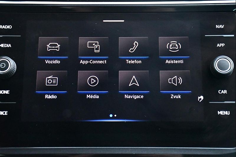 Volkswagen Tiguan 2.0TDi DSG NAVI TAŽNÉ ČR 1.M - fotka 35 z 41