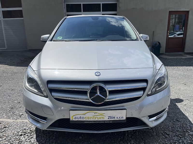 Mercedes-Benz Třídy B (2013) 2,0i 135 Kw 4X4 SPORT - fotka 2 z 18