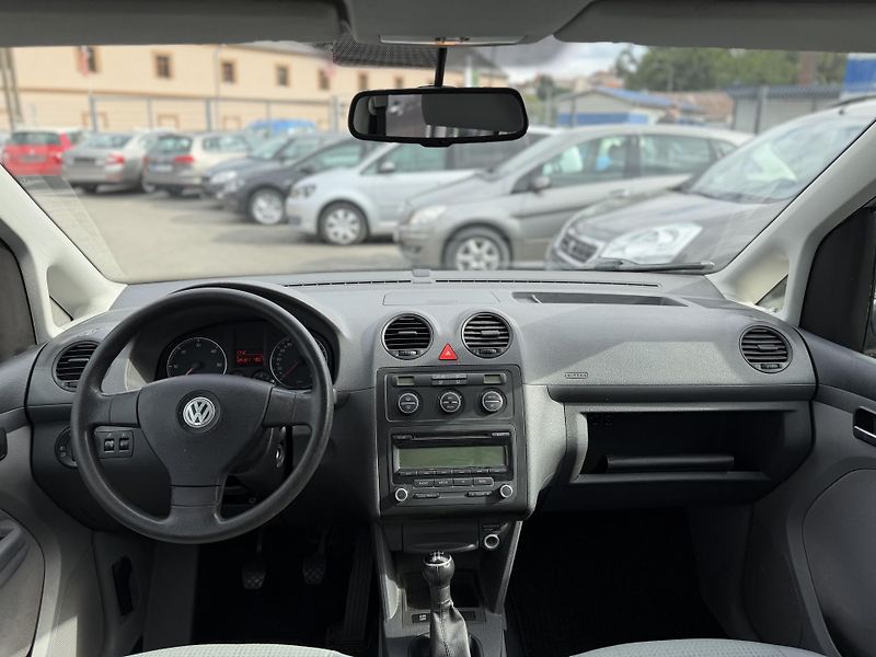 Volkswagen Caddy 1.9 TDi, 77kw, TAŽNÉ - fotka 7 z 8
