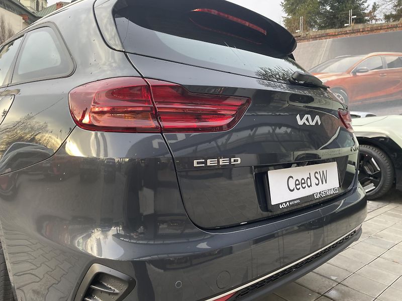 Kia Ceed SW (2025) 1,5T-GDi   SPIN 