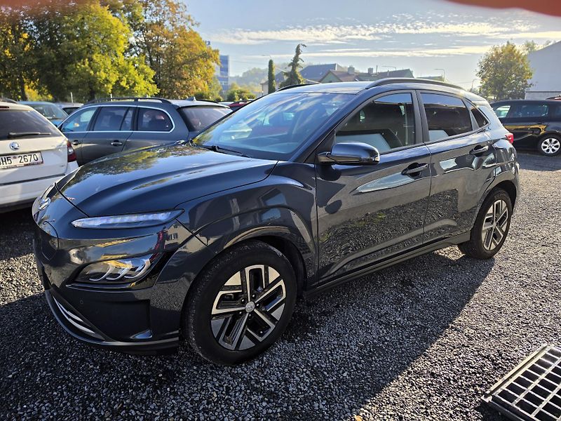 Hyundai Kona KREll 100KW  Kei Záruka Kamera - fotka 2 z 42