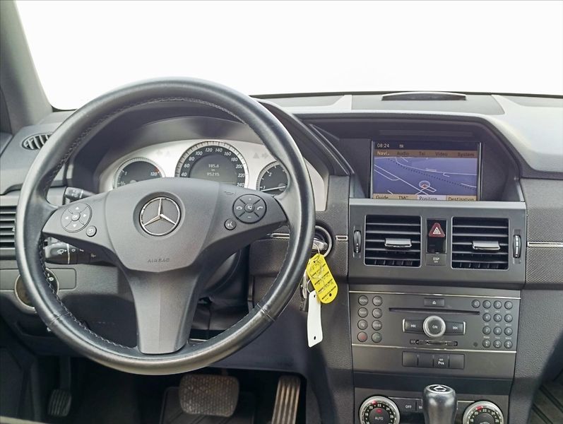 Mercedes-Benz GLK 2,1 220 REZERVOVÁNO CDi 4x4 Au - fotka 15 z 36