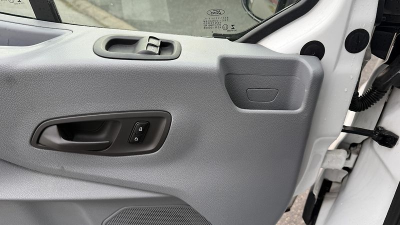 Ford Transit (2016) 2.2TDCI 3 STRANNÝ SKLÁPĚČ  - fotka 15 z 17