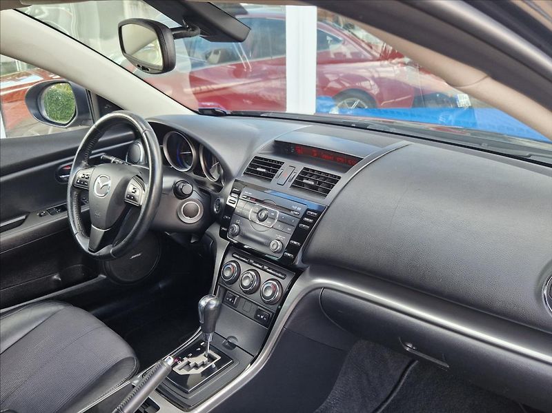Mazda 6 2,0 i NOSIČ KŮŽE AUTOAC VÝHŘEV - fotka 20 z 34