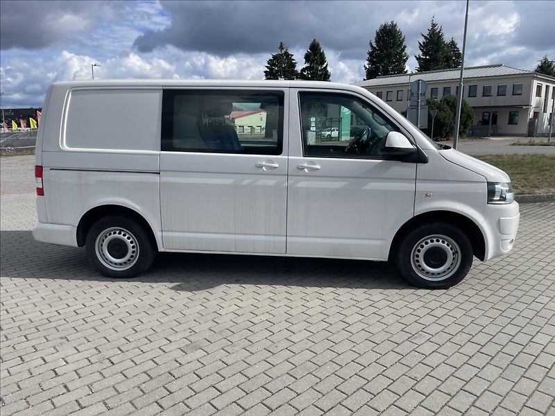 Volkswagen Transporter 2,0 TDi 75kw 6míst Tažné Klima - fotka 5 z 40