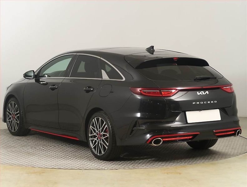 Kia Pro_Ceed (2024) GT 1.6 T-GDI - fotka 4 z 23