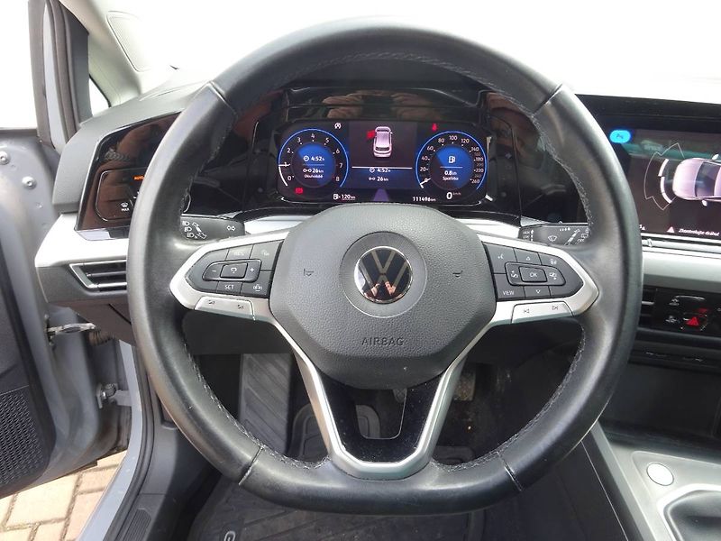 Volkswagen Golf (2021) 1,0TSi /81kW Life - fotka 24 z 28