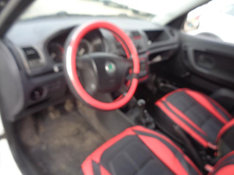 Škoda Praktik 1,2 - fotka 6 z 8