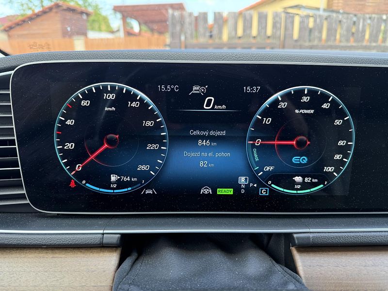Mercedes-Benz GLE (2021) 350 de 4M Amg paket  - fotka 11 z 25