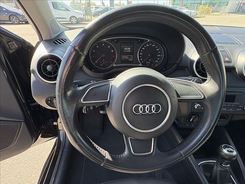 Audi A1 1,2 TFSi 63kW 5dveří,Klima,Alu - fotka 6 z 23
