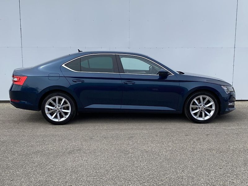 Škoda Superb 2,0 TDI 110 kW Style DSG - fotka 3 z 28
