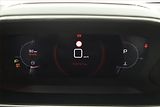 Peugeot 2008 (2021) GT 1.2 PureTech, Automat - náhled 13