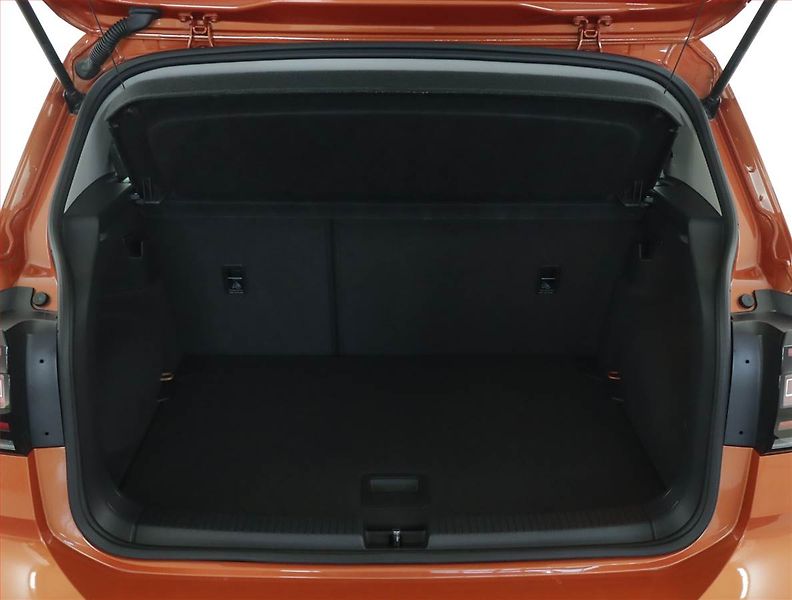 Volkswagen T-Cross (2021) Life 1.0 TSI, Serv.kniha, Navi - fotka 13 z 15