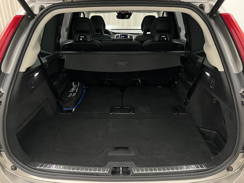 Volvo XC90 B5 AWD INSCRIPTION 7 MÍST - fotka 5 z 49