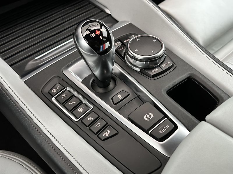 BMW X6 M - fotka 23 z 27