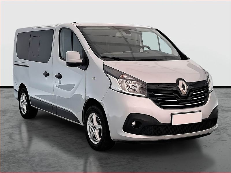 Renault Trafic (2016) 1.6 dCi, Bus, 8Míst, ČR, 1Maj - fotografie inzerátu