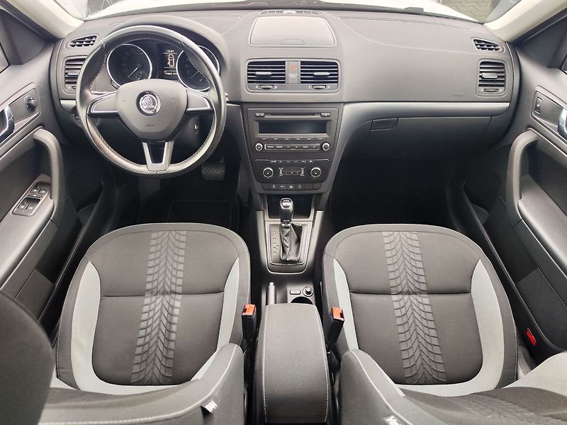 Škoda Yeti 2.0 TDI/103kW Ambition DSG 4X4 - fotka 12 z 23