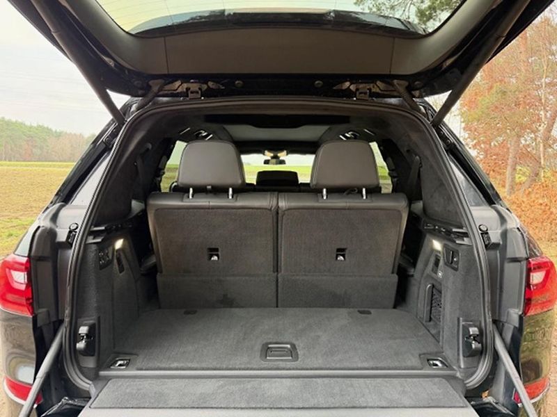 BMW X7 4,0i xDrive,mPaket competition - fotka 43 z 50