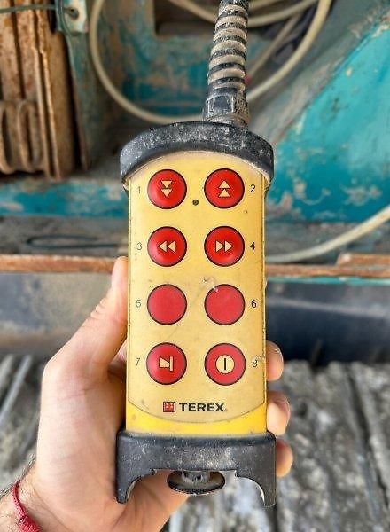 Terex (2017) 49t mobil drtič 400t/h čelist  - fotka 10 z 10