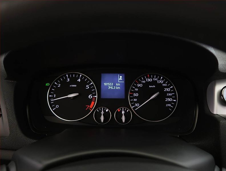 Renault Laguna (2008) 2.0 16V, Serv.kniha, Navi - fotka 11 z 19