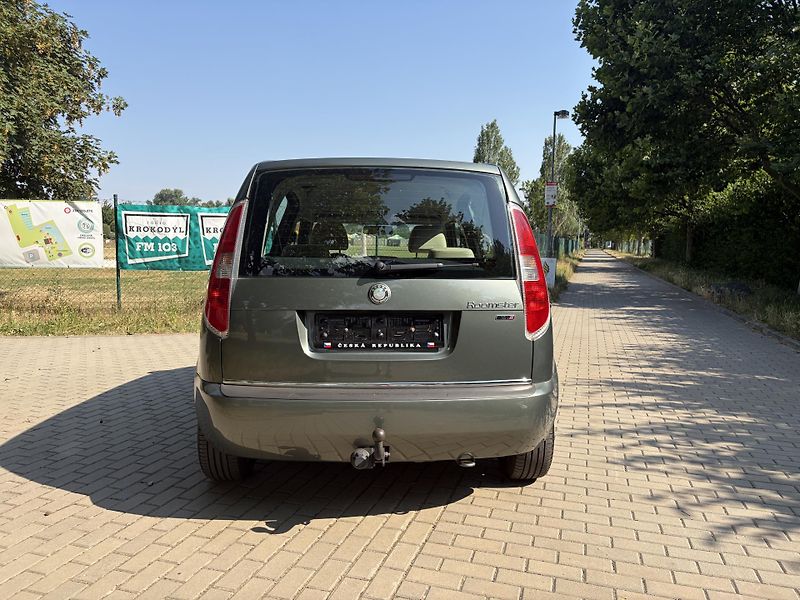 Škoda Roomster 1.6 Comfort AUTOMAT - fotka 8 z 27