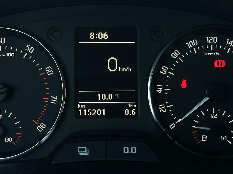 Škoda Fabia (2011) KOMBI 1.2TSI/63kW TZ* KLIMA* - fotka 13 z 37