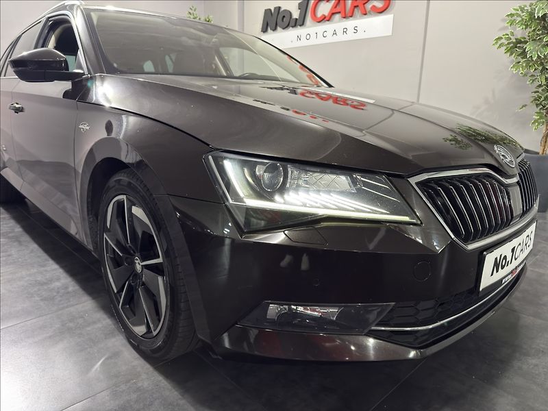 Škoda Superb 2,0   TDI DSG 4X4 140KW L&K - fotka 40 z 41