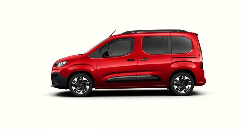 Fiat Qubo L (2026) Prima Rodina 1.5 BlueHDI 130k - fotka 2 z 5