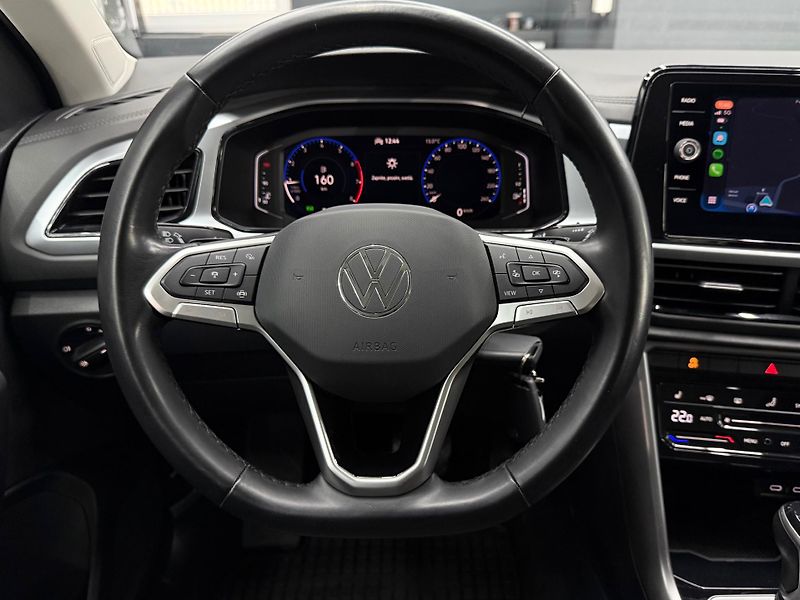 Volkswagen T-Roc (2022) 1.5 TSI Style DSG - fotka 16 z 27