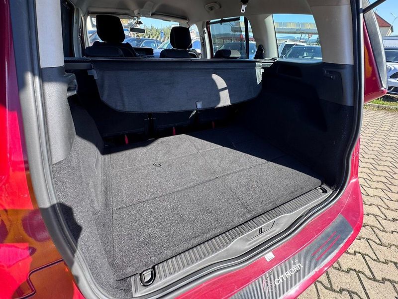 Citroën C4 Picasso (2014) 1,6D 85KW ROZ. SPOJKA BEZ ADB - fotka 42 z 47