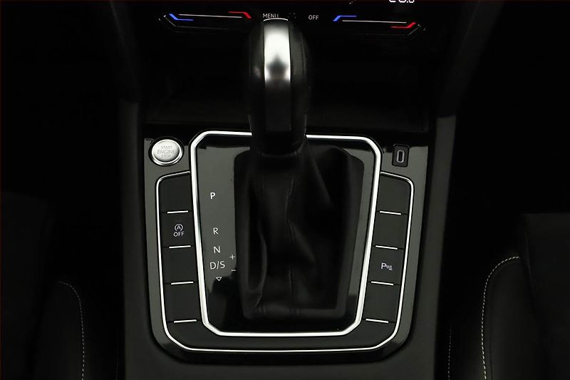 Volkswagen Passat (2020) 2.0 TDI - fotka 13 z 20