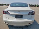 Tesla Model 3 (2021) Auto na cestě - náhled 6