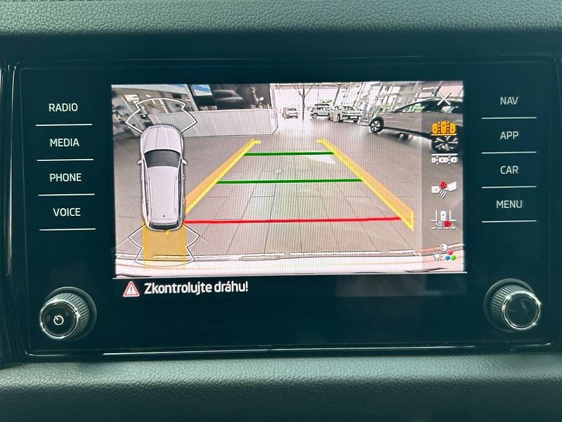 Škoda Kodiaq (2022) 2.0 TDI 7DSG Sportline - fotka 27 z 35