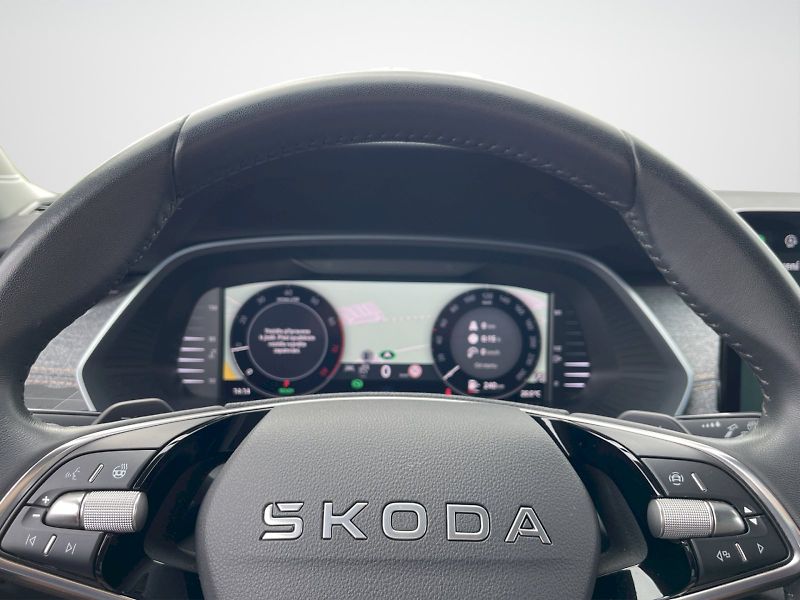 Škoda Octavia (2025) Top Selection 1.5 TSI e-TEC 11 - fotka 10 z 35