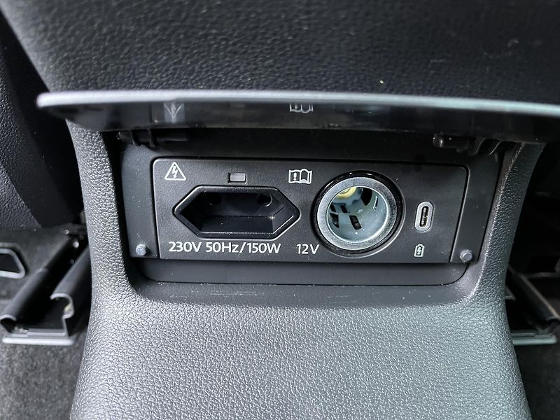 Škoda Kodiaq (2021) 1.5TSI*DSG*ACC*TAŽNÉ*4xVÝHŘEV - fotka 43 z 52