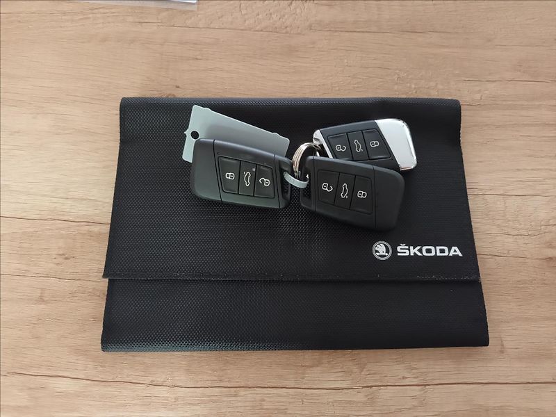Škoda Kodiaq 2,0 TDI,140KW,4X4,SCOUT,TAŽNÉ, - fotka 46 z 48
