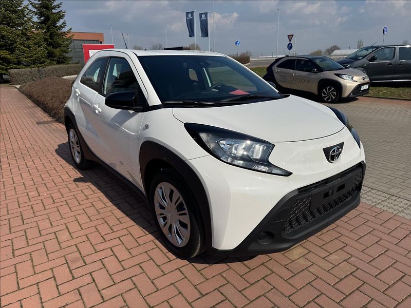 Toyota Aygo (2025) 1,0 5/MT Comfort - fotka 3 z 12