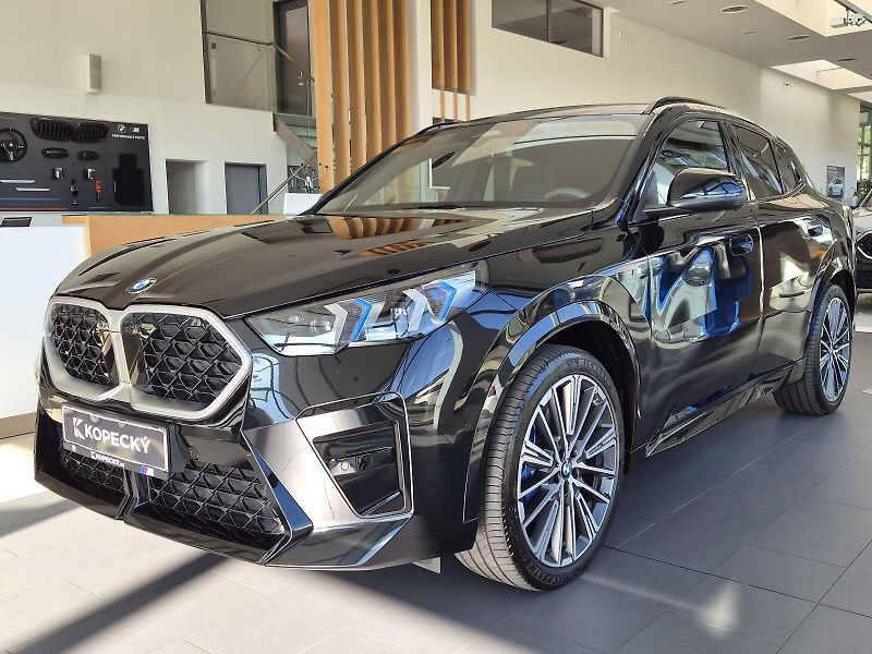 BMW X2 xDrive 20d - fotografie inzerátu