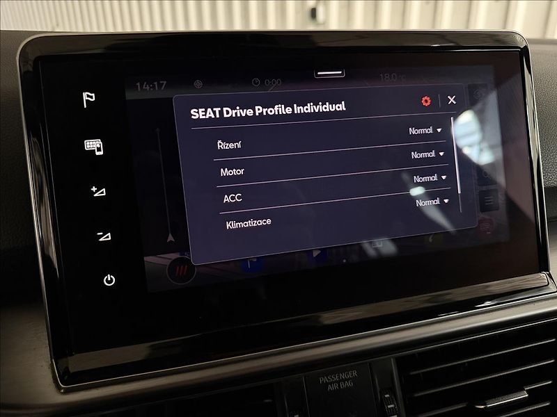 Seat Tarraco FR 2.0TSI 140kW DSG PANORAMA - fotka 26 z 47