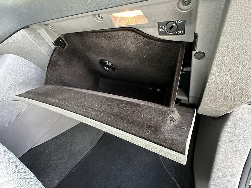 Seat Alhambra (2014) 2.0TDI/103kW * 7.Míst * 2.Maj  - fotka 18 z 35