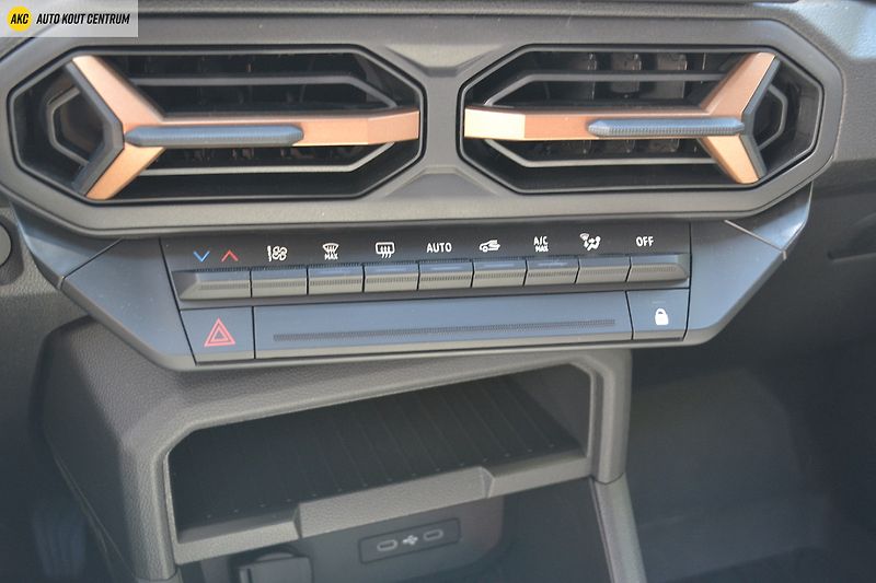 Dacia Duster Extreme hybrid 155 - fotka 25 z 55