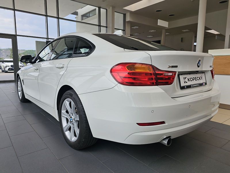 BMW Řada 4 420d xDrive - fotka 4 z 22