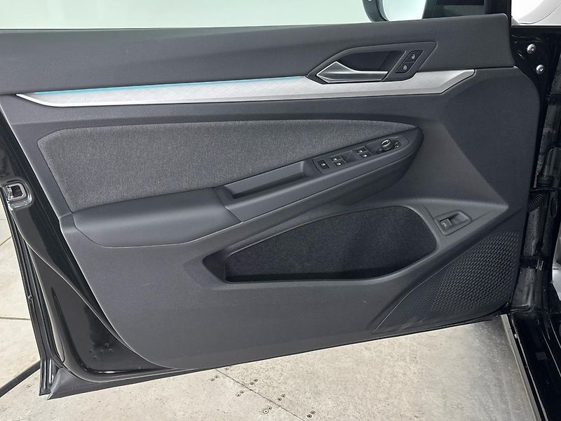 Volkswagen Golf People DSG - fotka 13 z 29